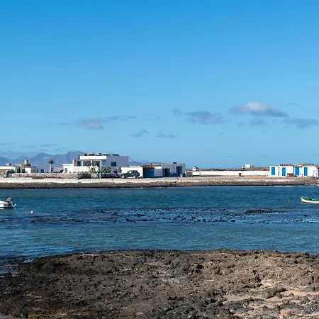 Vista Paraiso Near The Beach La Oliva